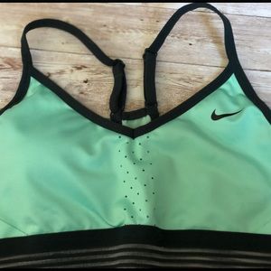 Nike Dry Fit Sports Bra Workout Bra